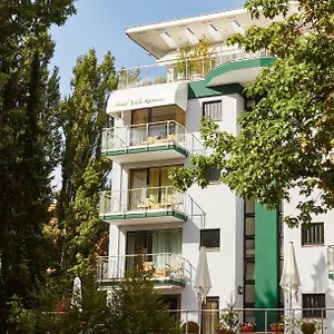 Bernstein Kastania Hotel