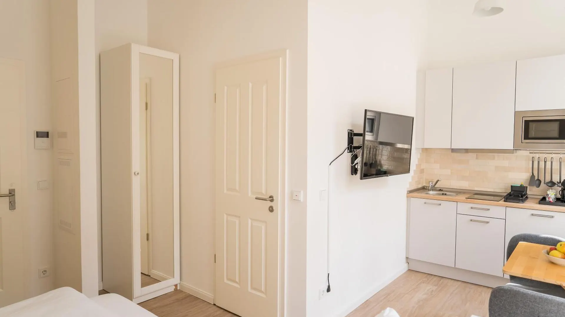 برلين Homaris Apartments Frankfurter Allee ألمانيا